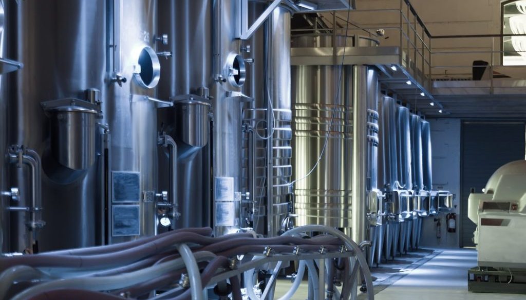 Dacché era un semplice e rudimentale sistema per il trasporto dell'energia, la pneumatica nell'industria ha subito importanti evoluzioni tecnologiche, diventando oggi una delle più importanti integrazioni dei sistemi di automazione. Nella foto, un sistema pneumatico per l'industria 4.0.